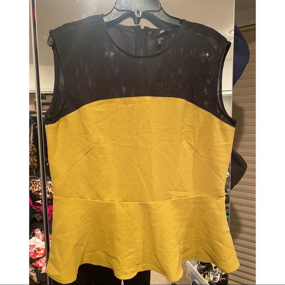 H&M peplum top!